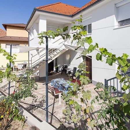 Deli Terasz A Apartman Free Parking, Self-Check-In Anytime Győr Zewnętrze zdjęcie