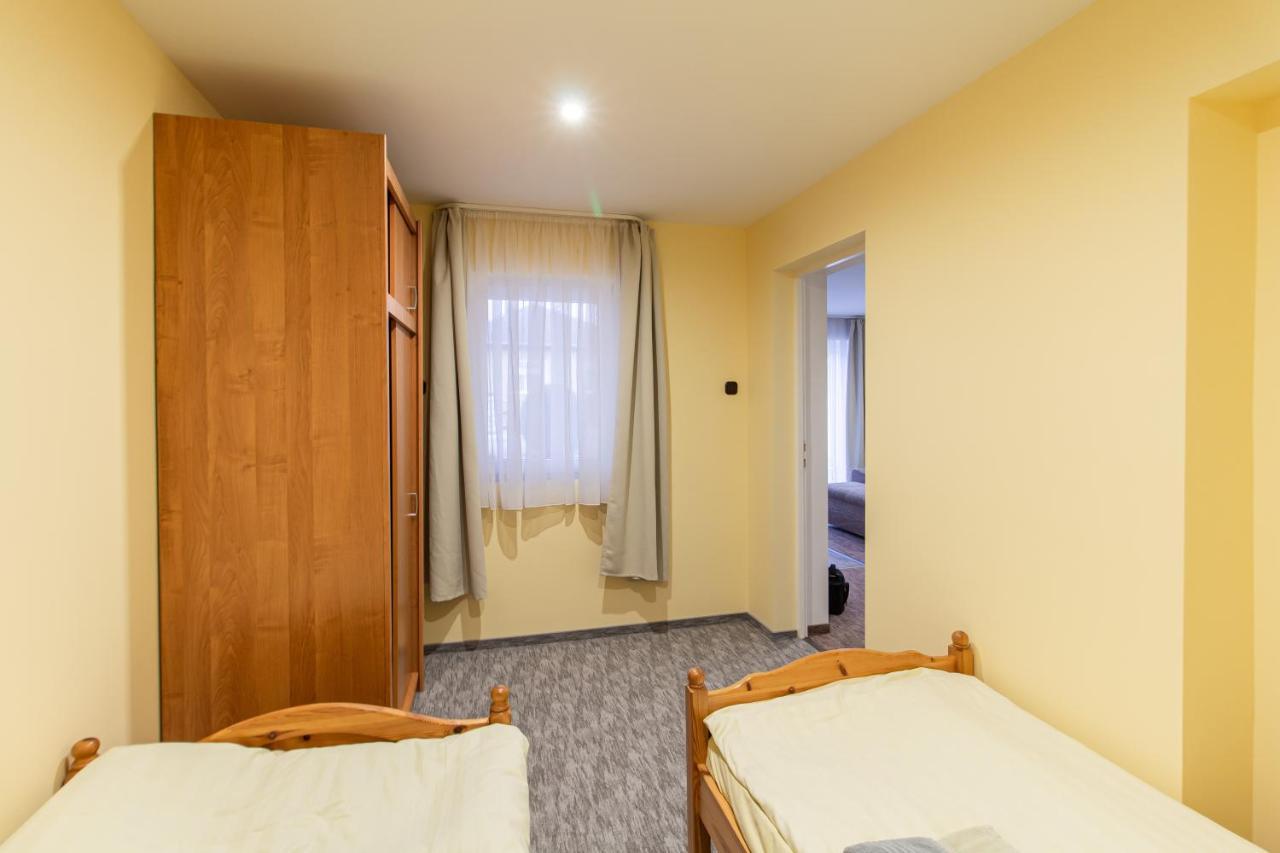 Deli Terasz A Apartman Free Parking, Self-Check-In Anytime Győr Zewnętrze zdjęcie