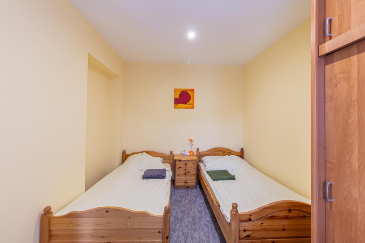 Apartament Deli Terasz A Apartman Free Parking, Self-Check-In Anytime Győr Zewnętrze zdjęcie