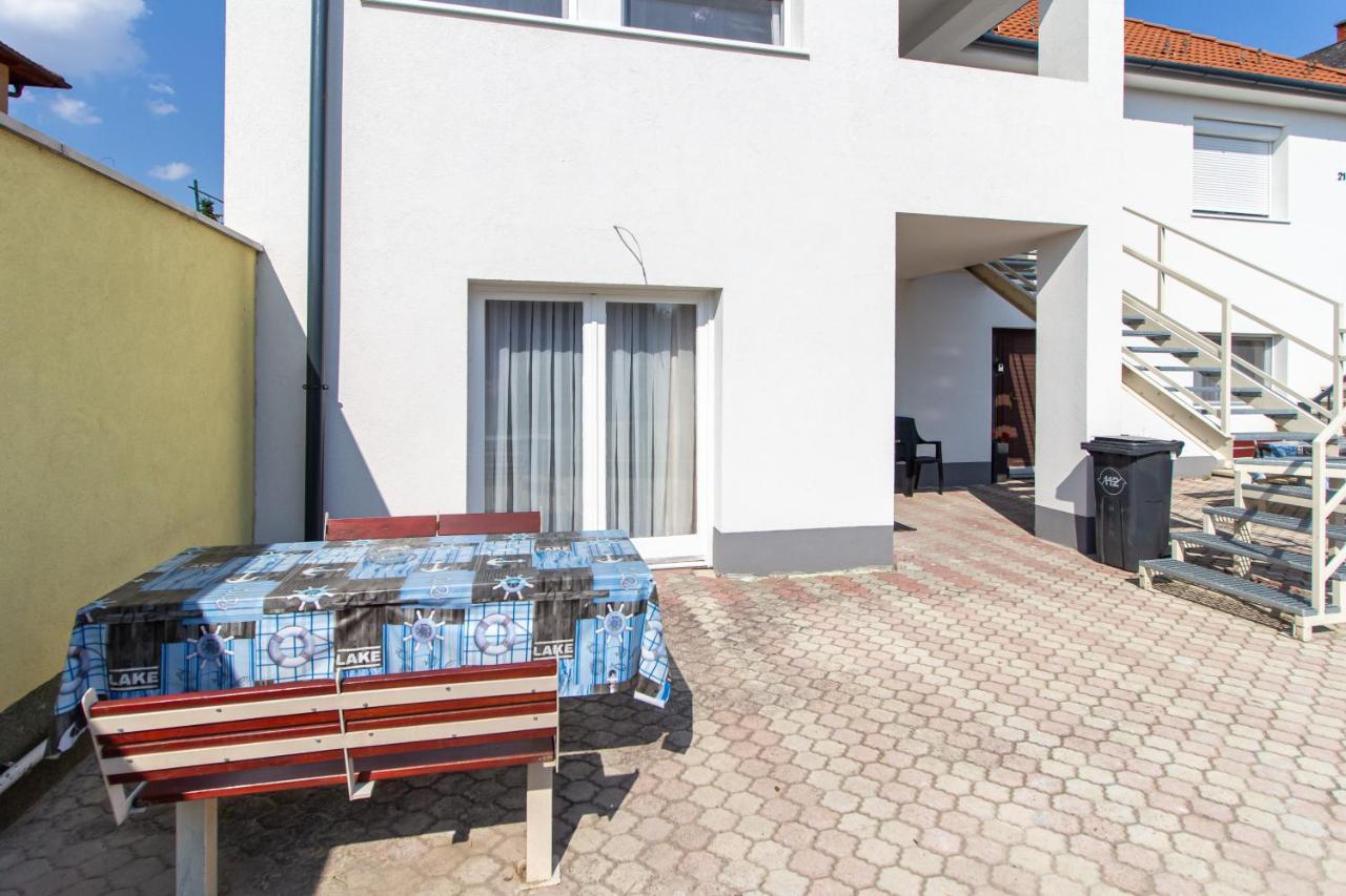 Apartament Deli Terasz A Apartman Free Parking, Self-Check-In Anytime Győr Zewnętrze zdjęcie