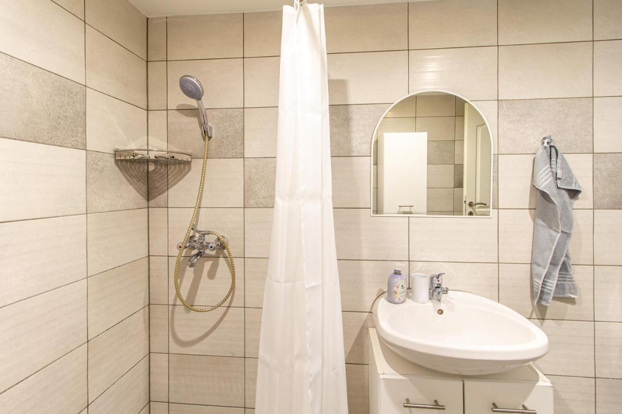 Deli Terasz A Apartman Free Parking, Self-Check-In Anytime Győr Zewnętrze zdjęcie